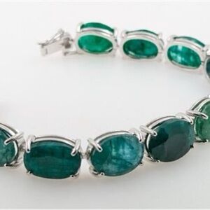 27.95 g Silver Bracelet Including 62.00 ct Certified Emerald Gemstones